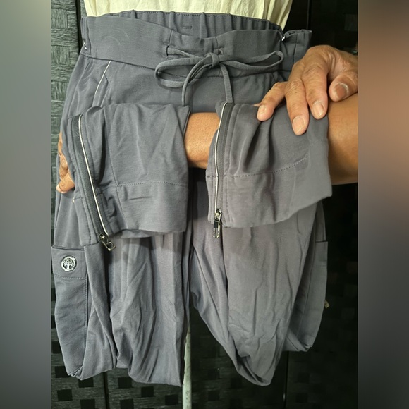 Onyx Scrub Pants - Picture 3 of 10